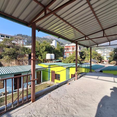 Landlopers Hostel リシケーシュ エクステリア 写真